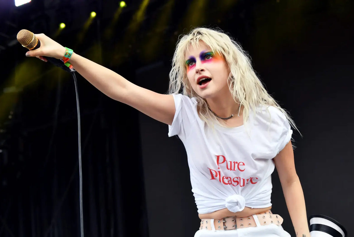 Pure Pleasure - Women’s Flowy Cropped Tee (Worn by Hayley Williams / Paramore) - Amp’d Apparel